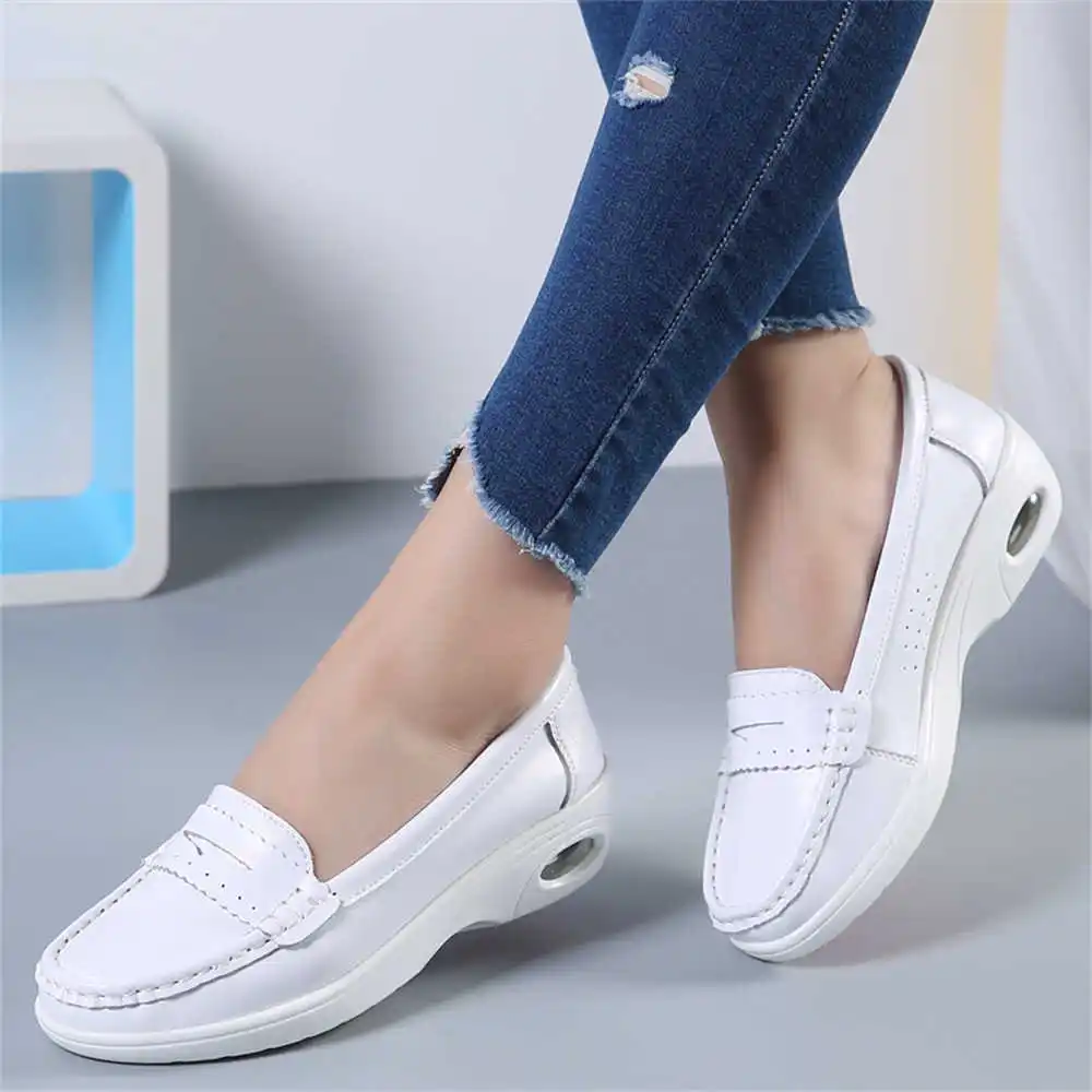 Thick Sole Slipon White Traine - Women'S Formal Wear Names ulasan dan harga