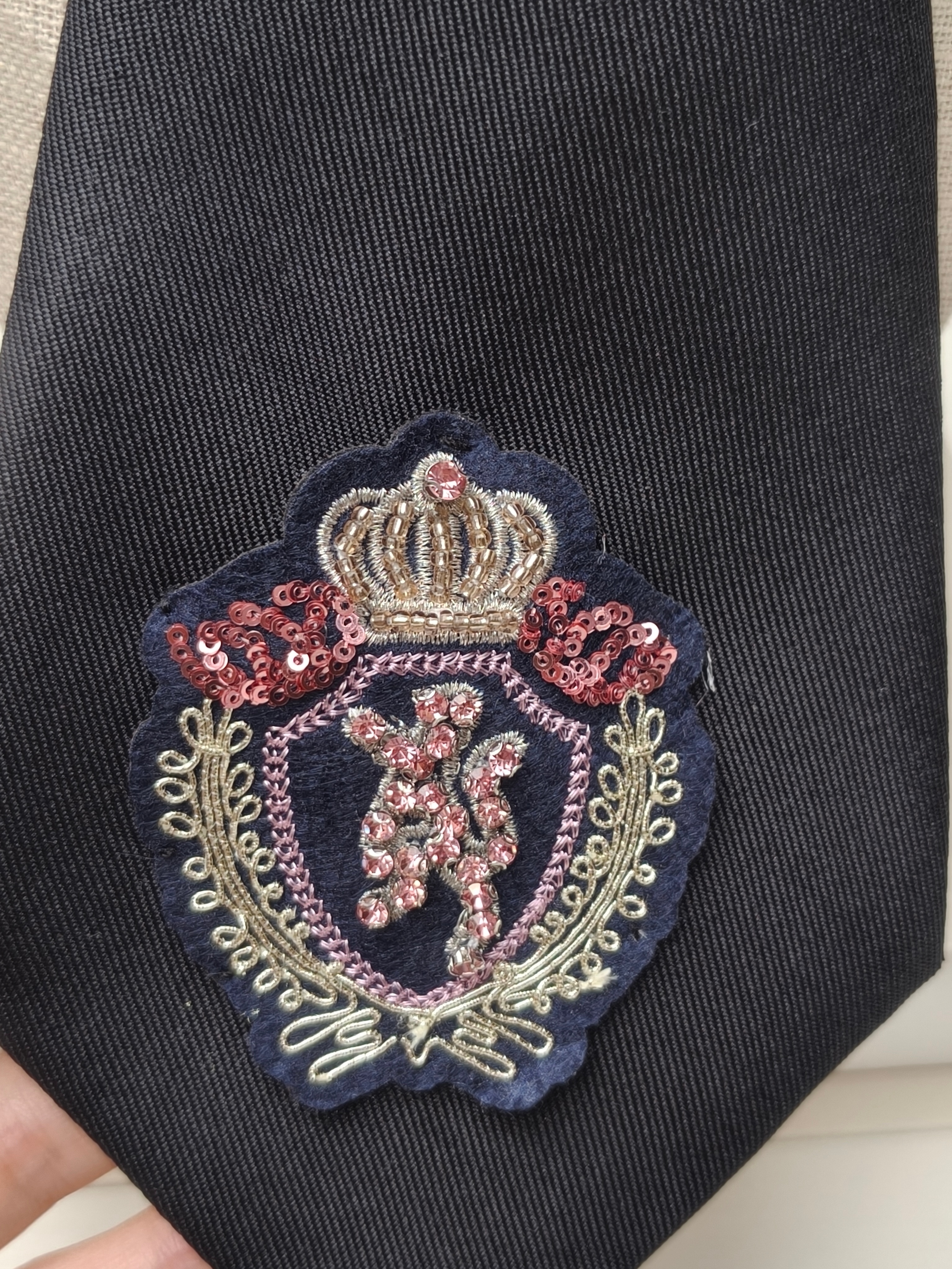 High-End Crown Badge Black Tie - Women Formal Wear Black ulasan dan harga